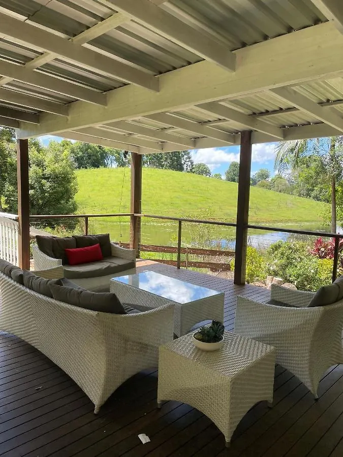 The Lakehouse Manor Affittacamere Maleny