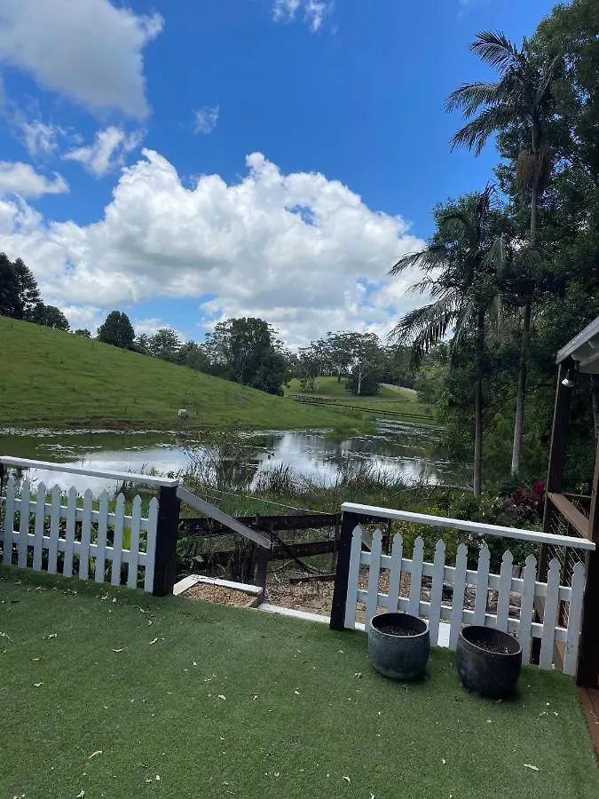 The Lakehouse Manor Affittacamere Maleny