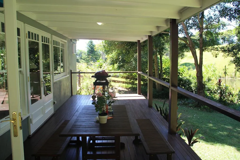The Lakehouse Manor Affittacamere Maleny